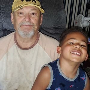 Meet your Posher, Larry